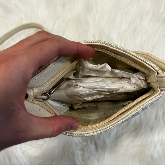 NEW Vintage Y2K Nine West White Cream Woven Crossbody Purse Bag 2000s Crochet - Picture 5 of 8